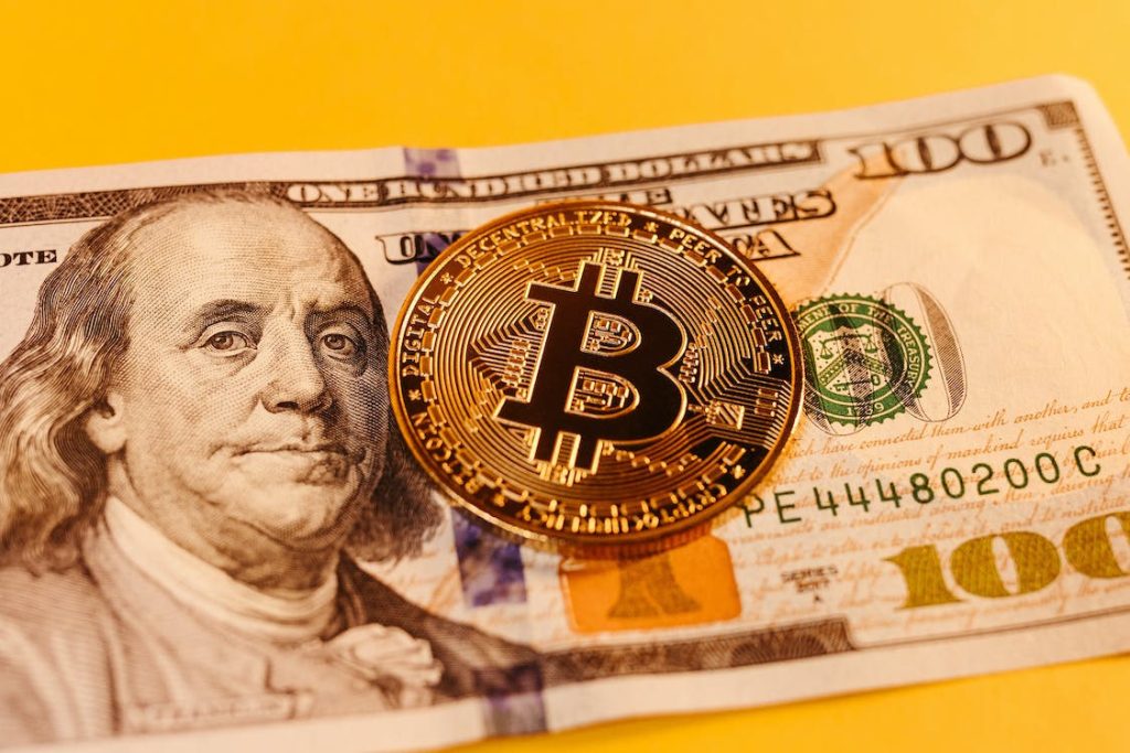 U.S. Government Silently Sells Portion of Seized Silk Road Bitcoin