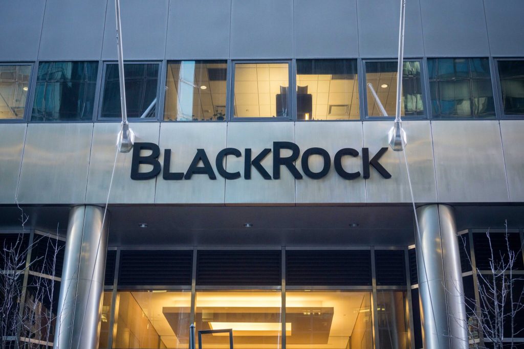 BlackRock CEO Larry Fink Changes Stance on Bitcoin