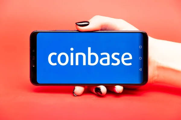 Coinbase L2 Base Outshines Arbitrum In Transaction Count